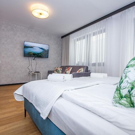 Inpoint Apartments G15 Near Old Town & Kazimierz District & Parking Option Krakow Exterior photo